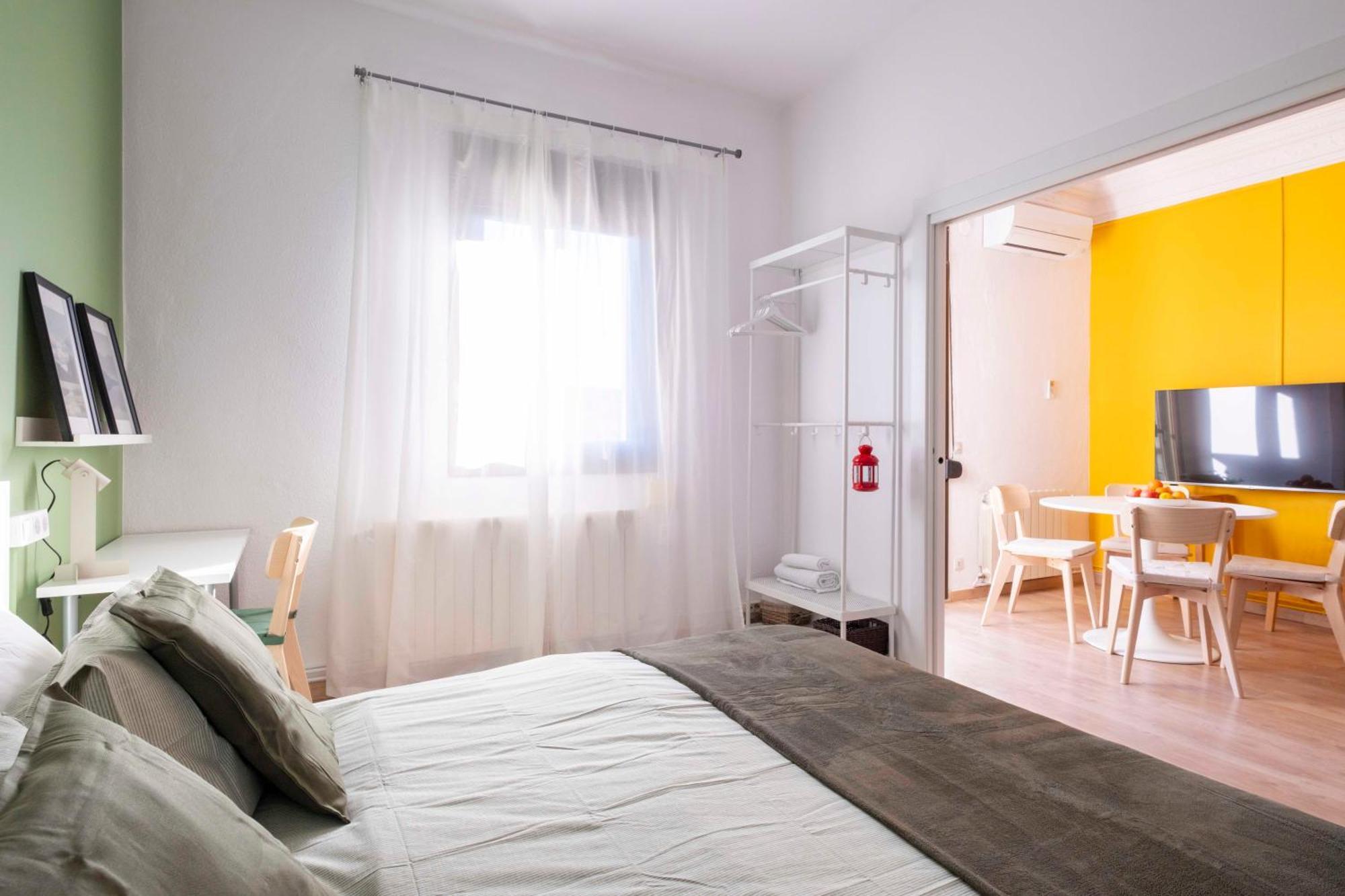 Sunny Apt Barcelona 22@ Buitenkant foto