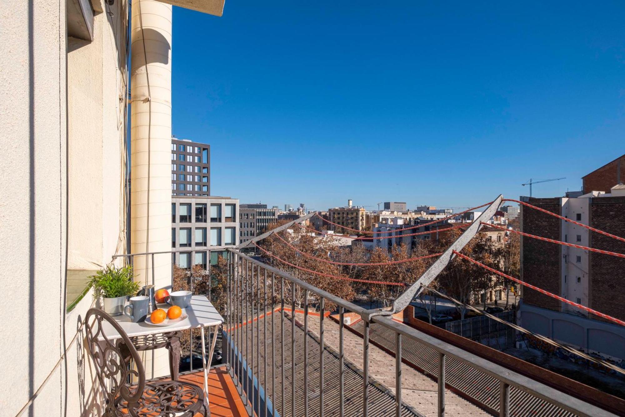 Sunny Apt Barcelona 22@ Buitenkant foto